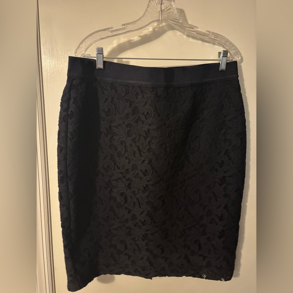 NWT Ann Taylor Black Lace Pencil Skirt
